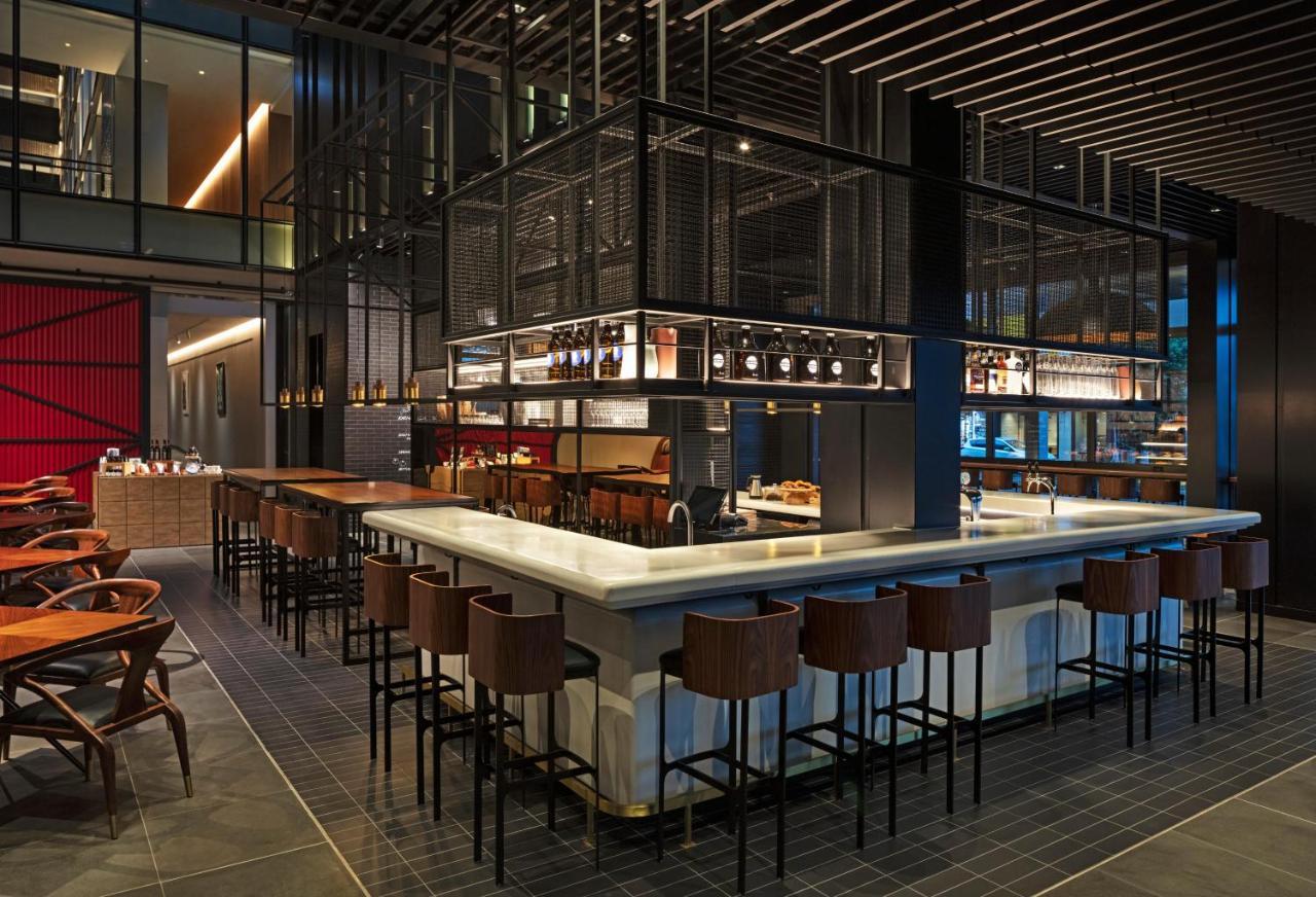 Park Hyatt Auckland Otel Dış mekan fotoğraf The bar at the restaurant